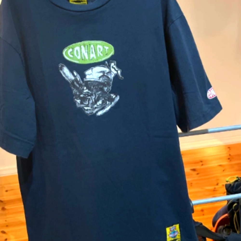 RARE👋💫 Conart shirt